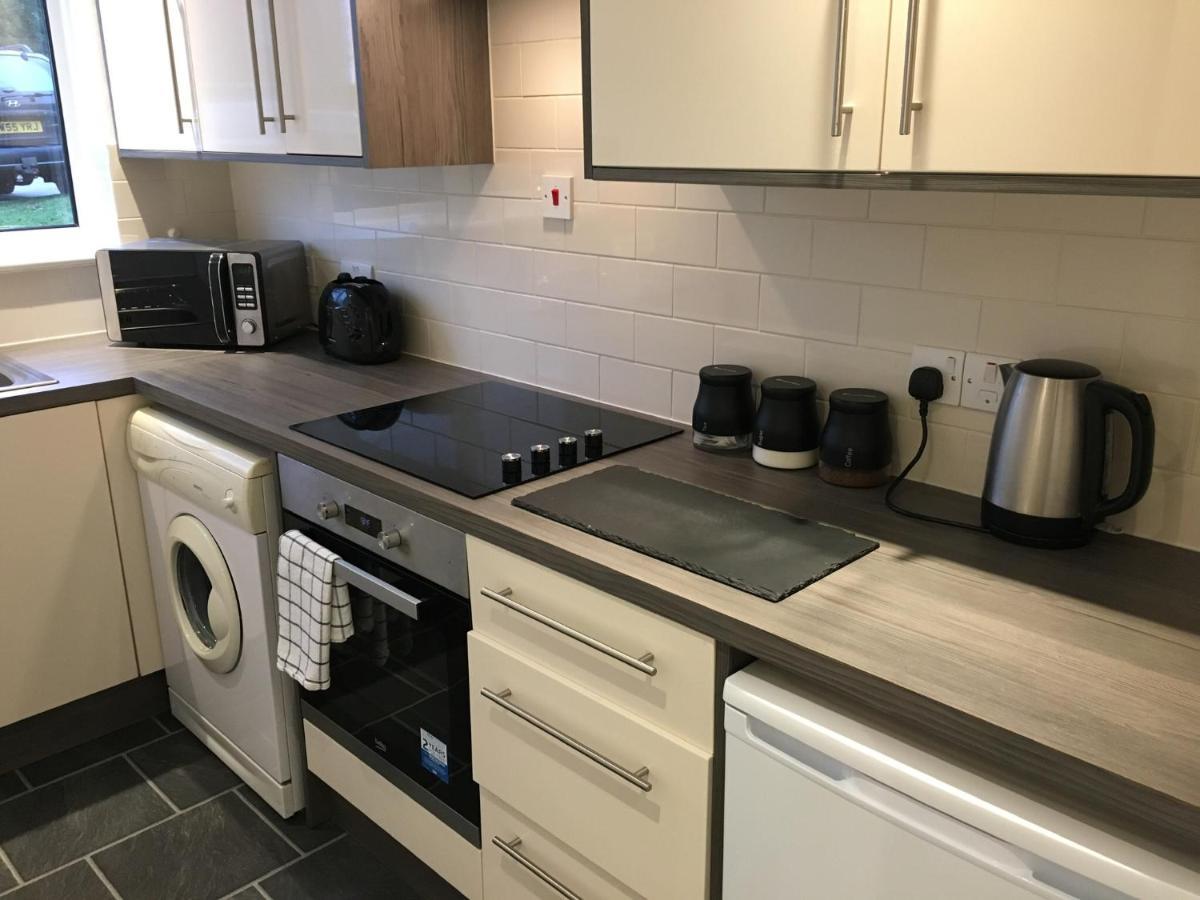 Appartamento Spacious Ground Floor Studio Flat - Easy Access To Stansted Airport, London And Cambridge Bishop's Stortford Esterno foto
